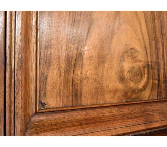 47615-burled-walnut-mantel-wood-detail.jpg