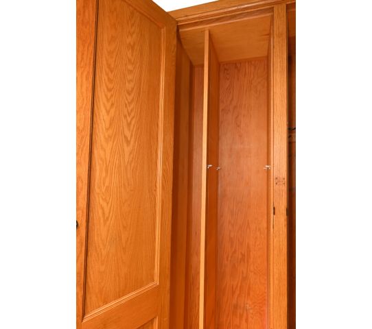 49554-oak-built-in-school-cabinet-6.jpg