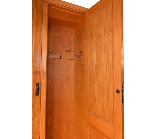 49554-oak-built-in-school-cabinet-7.jpg